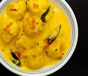 kadhi-pakoda