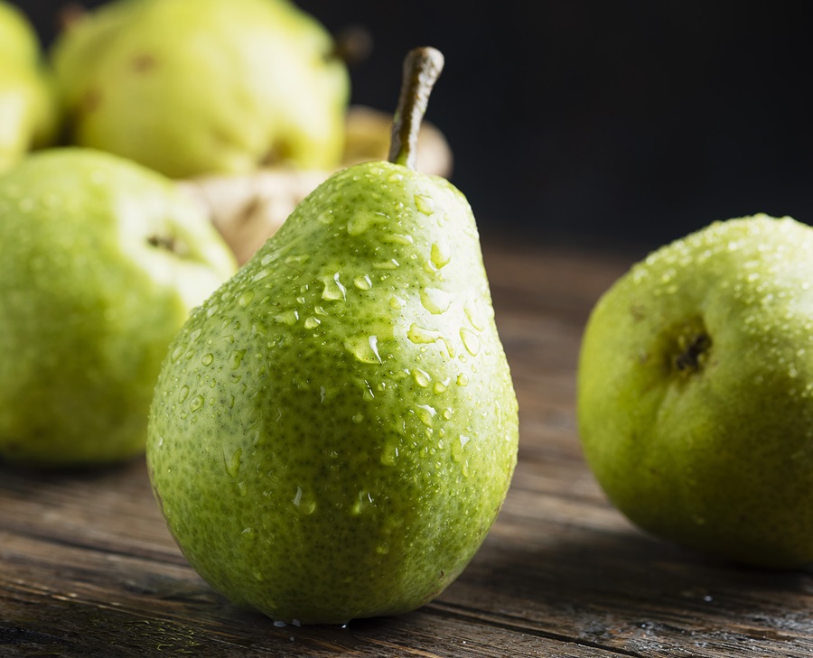 Sweet green pears