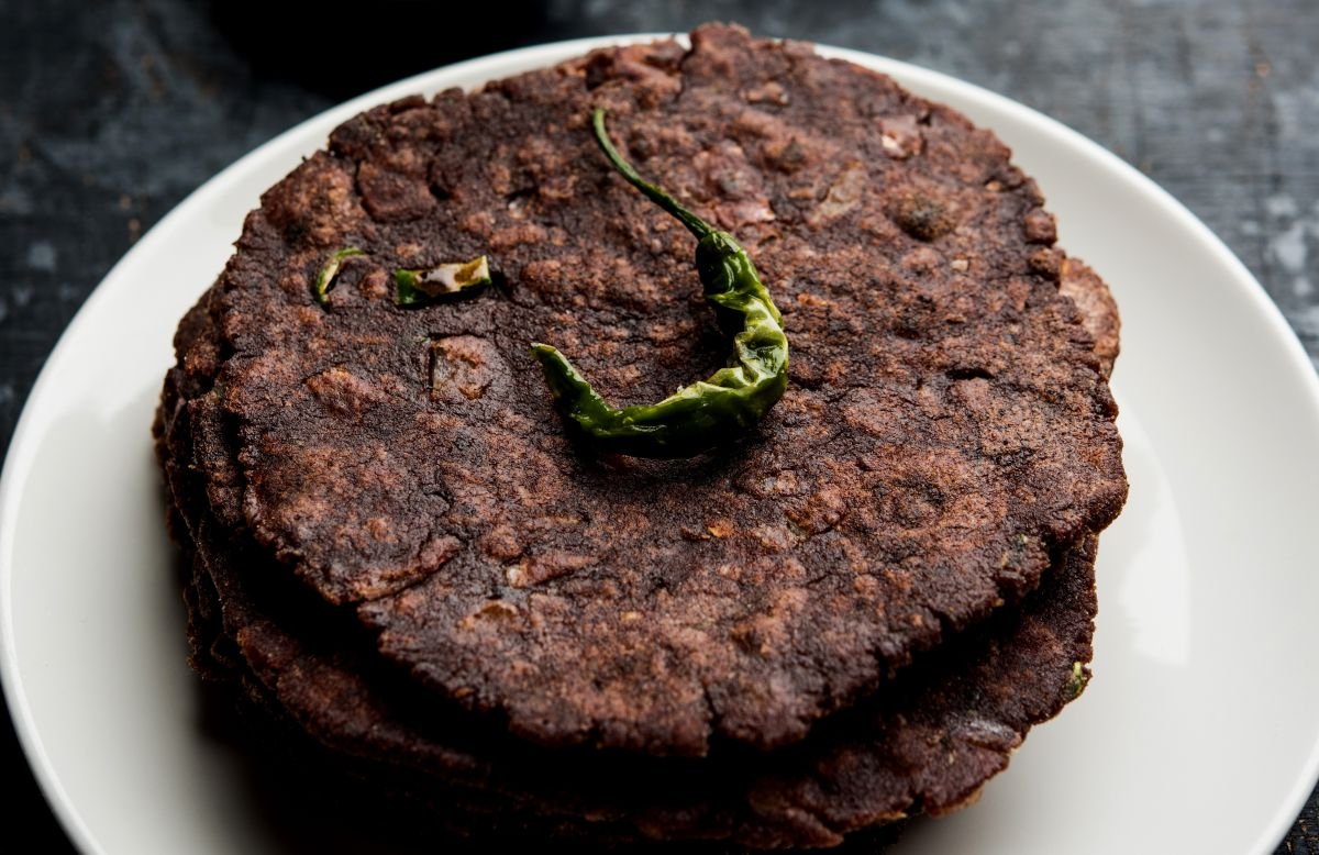Kala Roti Ragi रागी की रोटी रेसिपी | Ragi ki Roti Recipe | रेसिपी | Recipe in Hindi ...